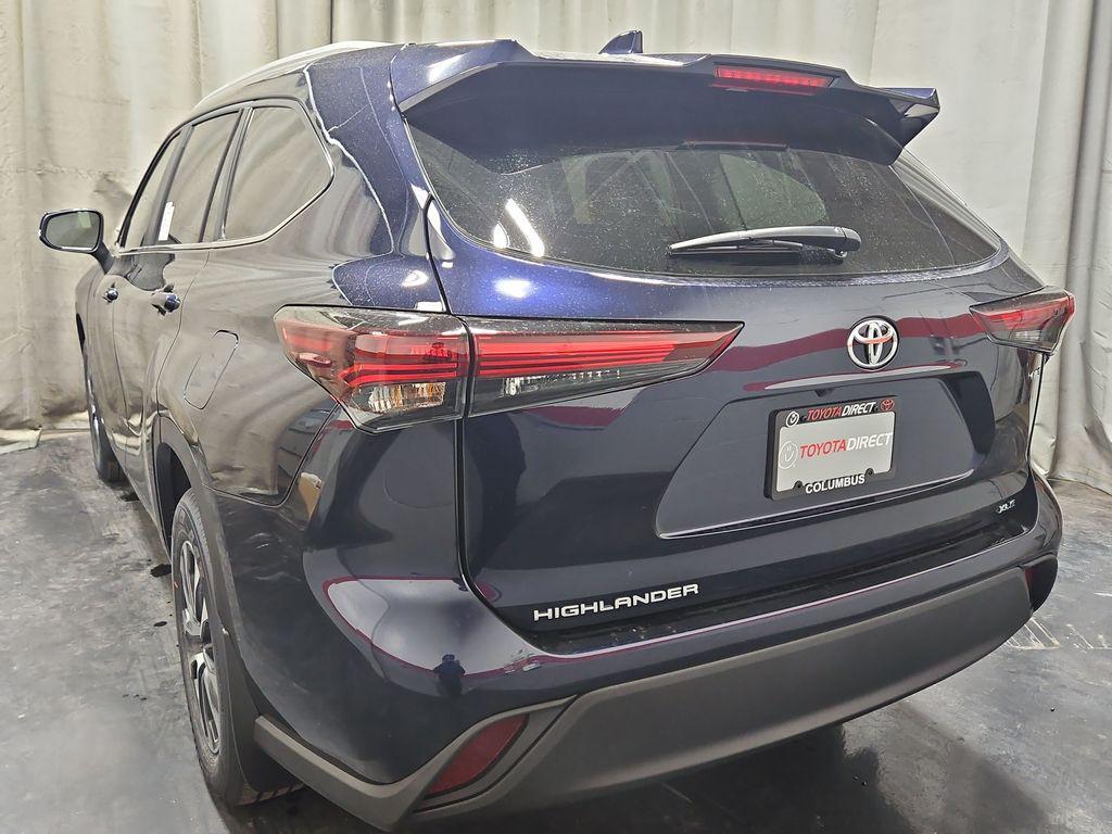 new 2026 Toyota Highlander Hybrid car, priced at $49,938