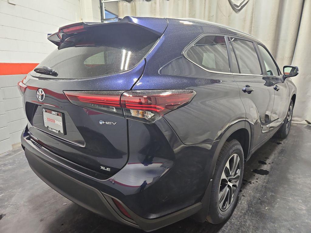 new 2026 Toyota Highlander Hybrid car, priced at $49,938