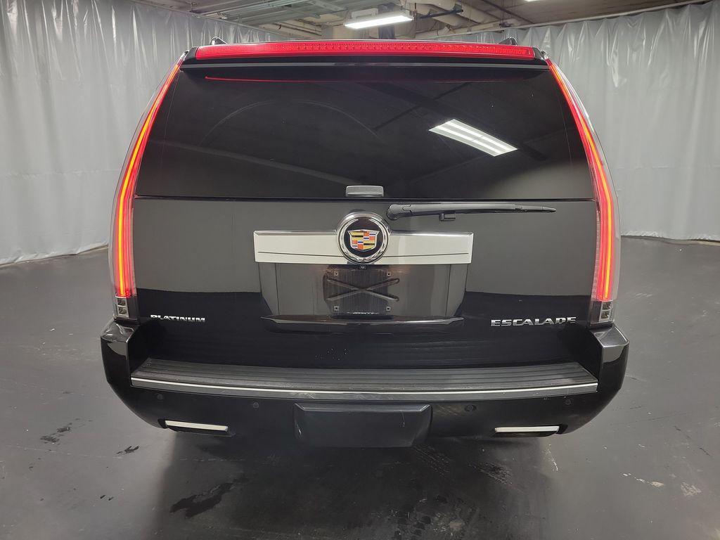 used 2013 Cadillac Escalade ESV car, priced at $12,994