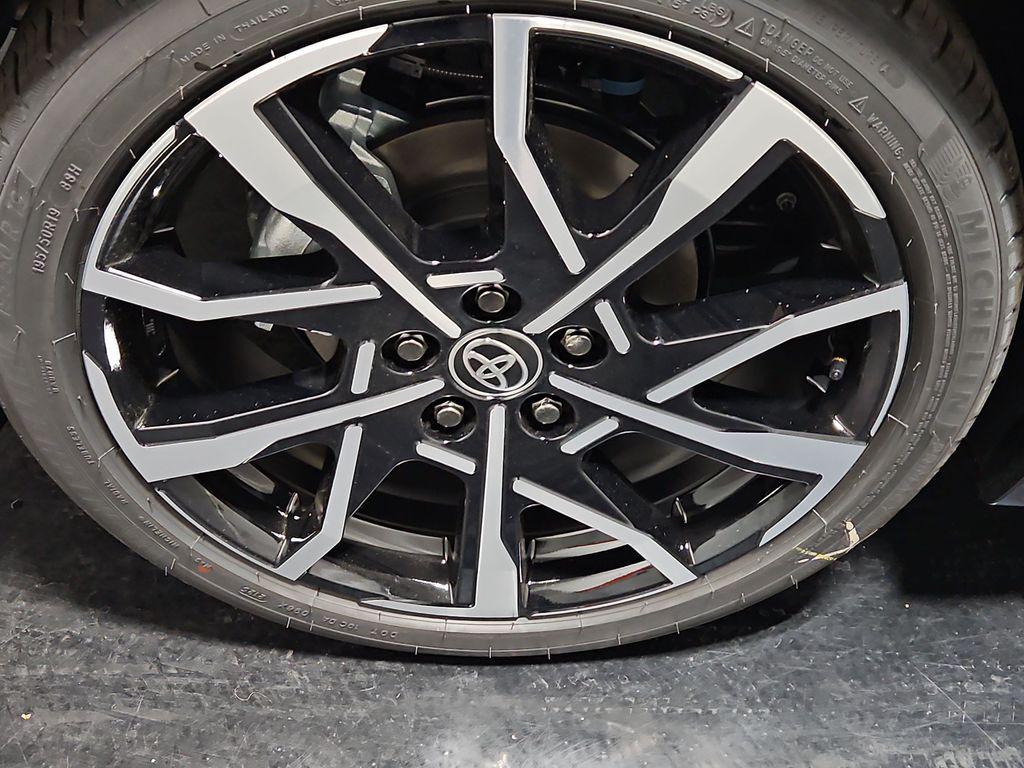 new 2026 Toyota Prius Plug-In Hybrid car, priced at $39,385