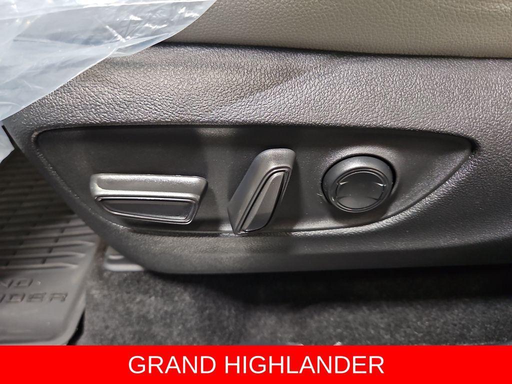 new 2026 Toyota Grand Highlander car, priced at $55,238