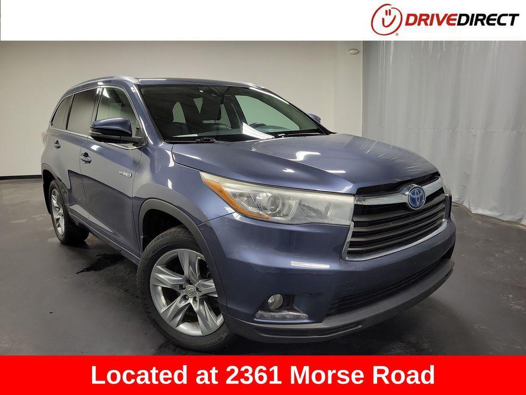used 2015 Toyota Highlander Hybrid car, priced at $13,500