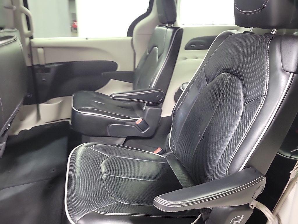 used 2021 Chrysler Pacifica car, priced at $23,995