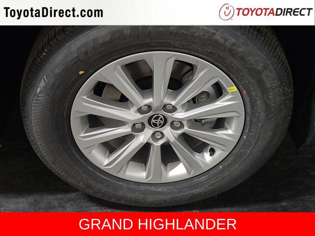 new 2026 Toyota Grand Highlander car, priced at $48,815