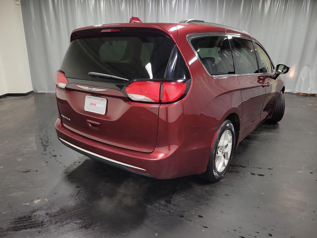 used 2017 Chrysler Pacifica car, priced at $8,995