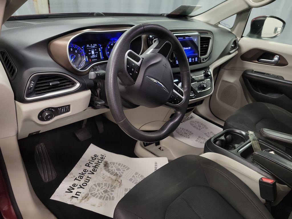 used 2017 Chrysler Pacifica car, priced at $8,995