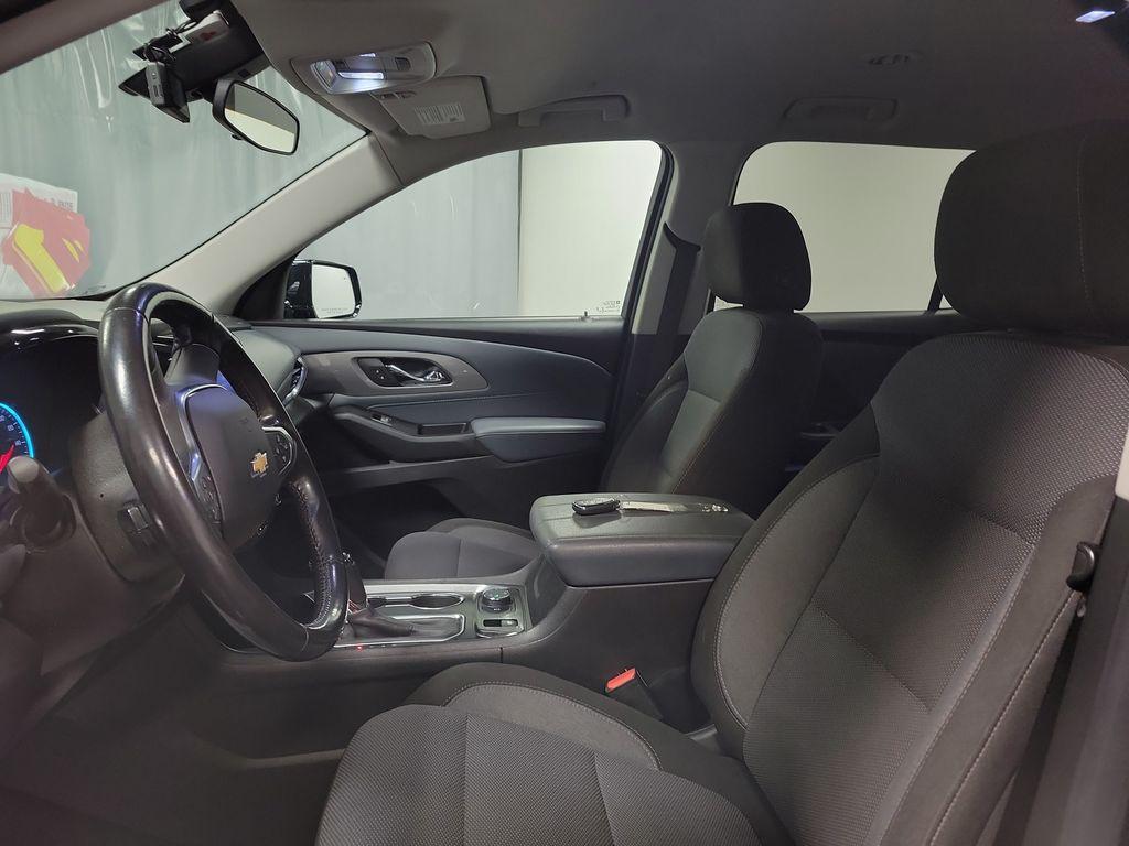 used 2020 Chevrolet Traverse car, priced at $17,500