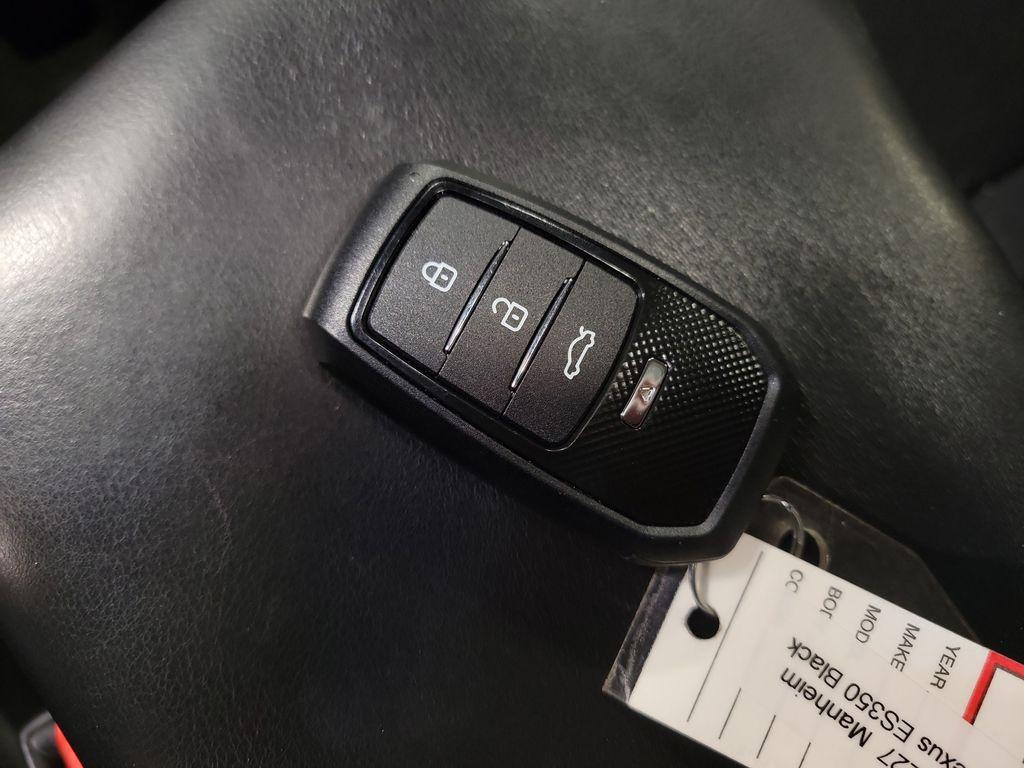 used 2021 Lexus ES 350 car, priced at $20,995