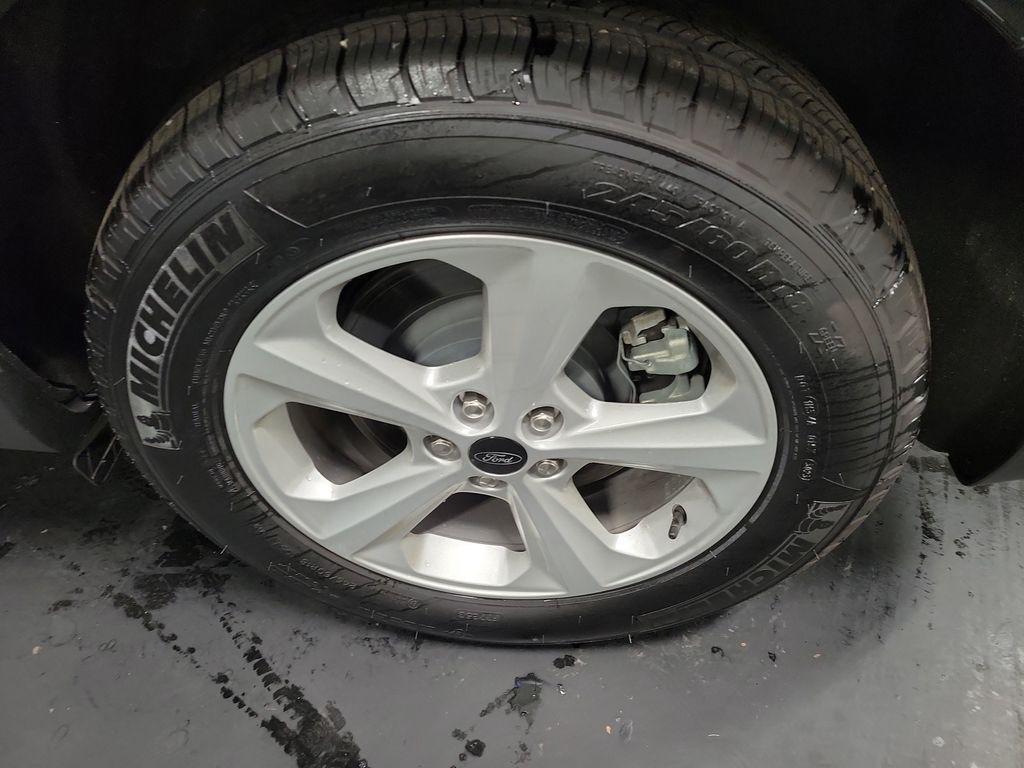 used 2024 Ford Edge car, priced at $25,995