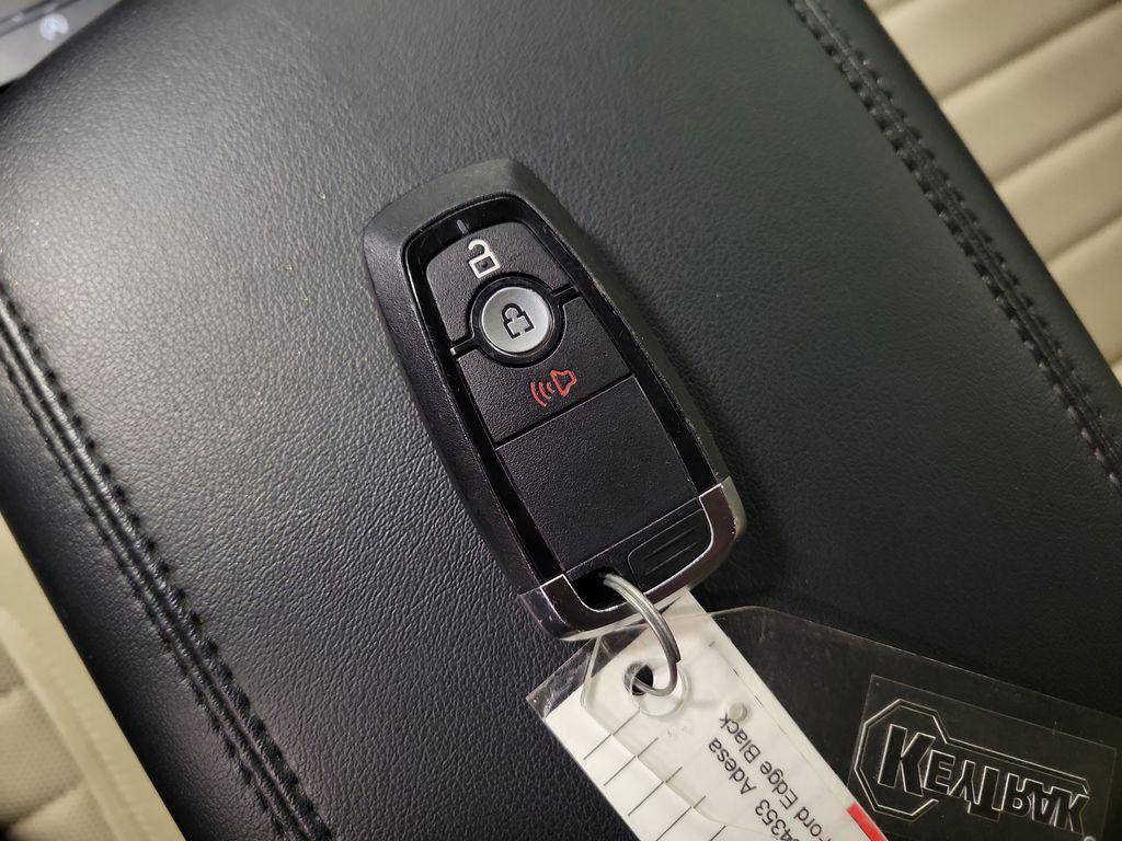 used 2024 Ford Edge car, priced at $25,995