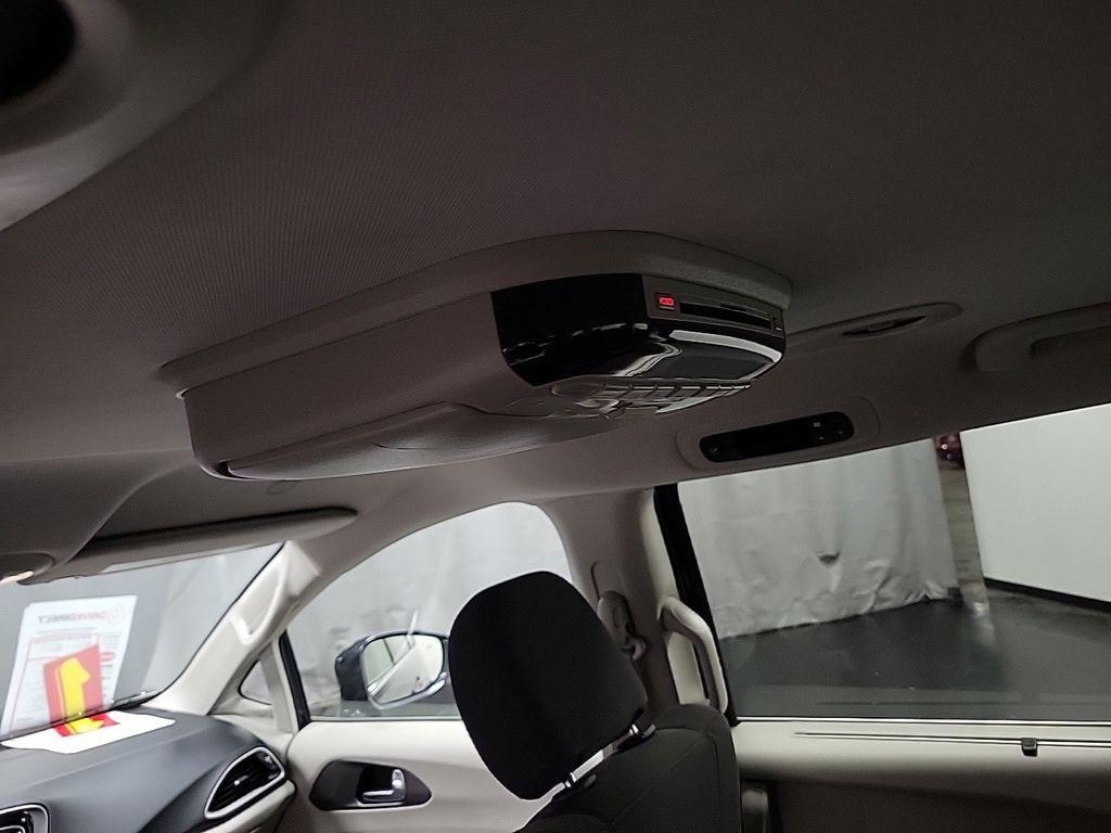 used 2020 Chrysler Pacifica car, priced at $13,500