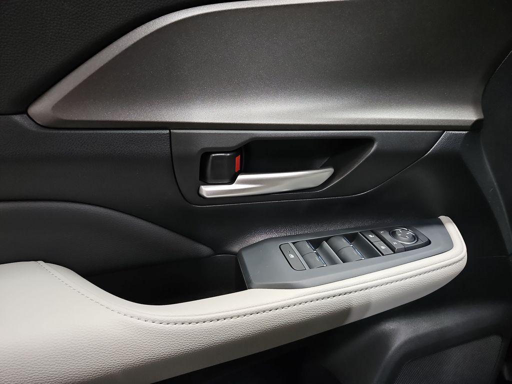 new 2026 Toyota Grand Highlander car, priced at $47,588