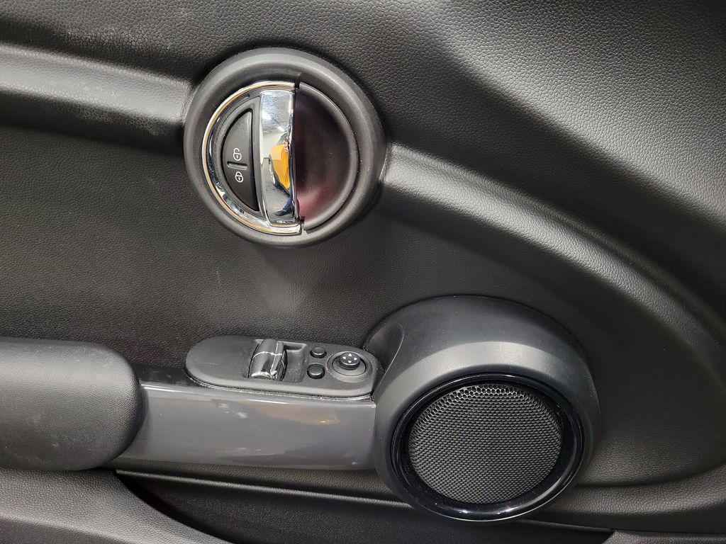 used 2015 MINI Hardtop car, priced at $7,995