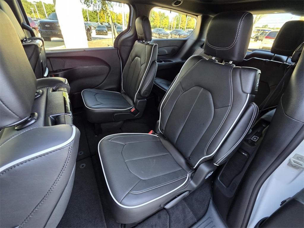 new 2026 Chrysler Pacifica car, priced at $54,473
