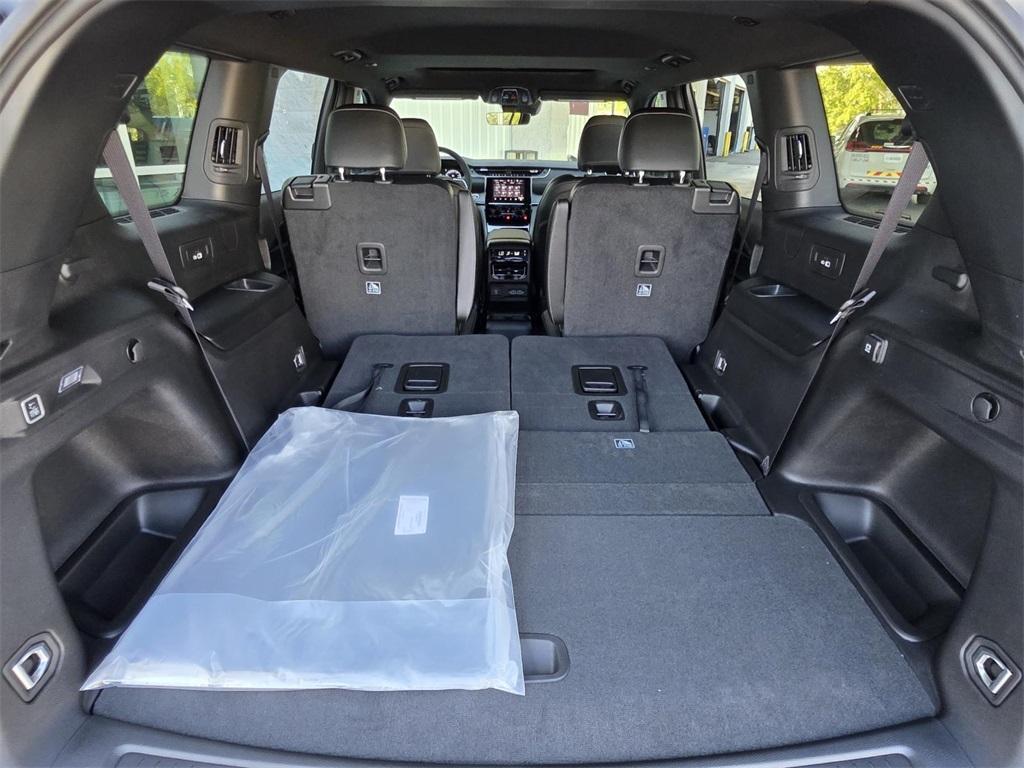 new 2025 Jeep Grand Cherokee L car, priced at $44,788