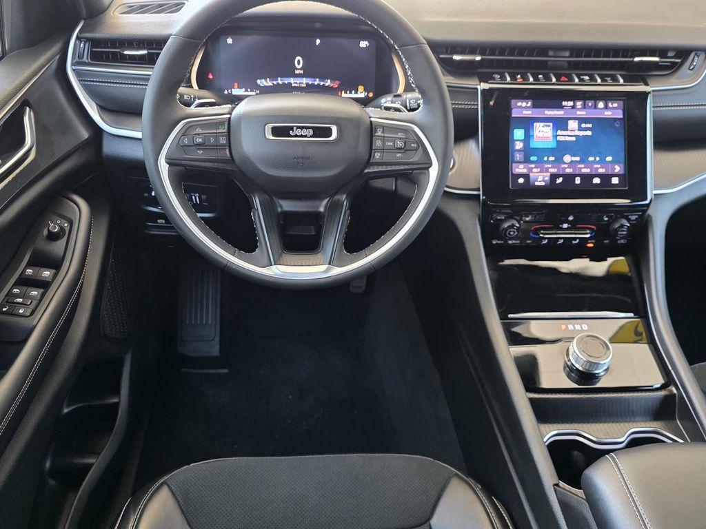 used 2025 Jeep Grand Cherokee car, priced at $38,990