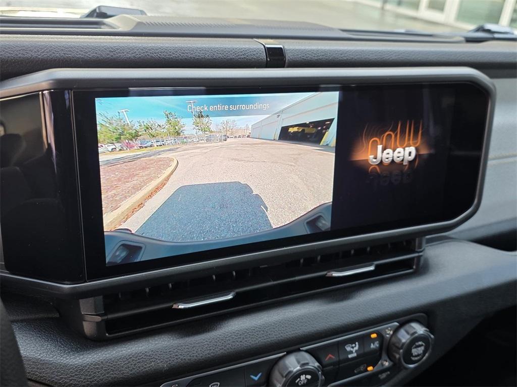 new 2026 Jeep Gladiator car, priced at $43,540