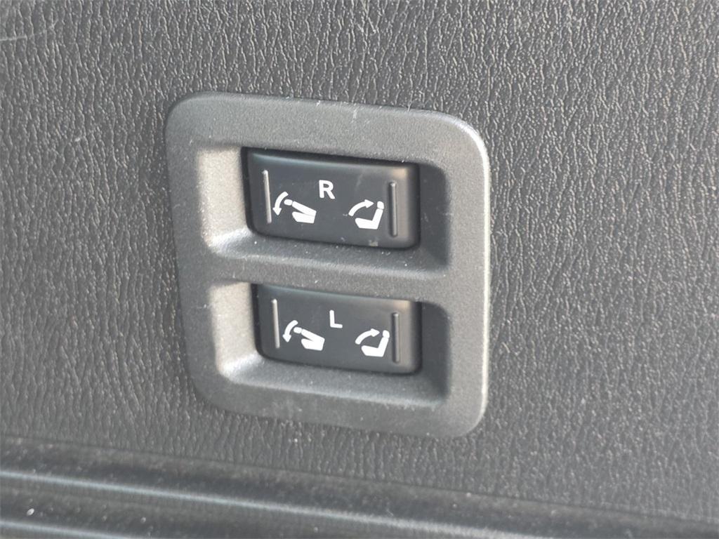 used 2023 Nissan Armada car, priced at $37,990