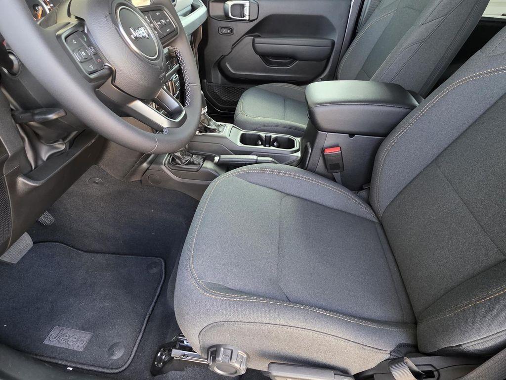 new 2026 Jeep Wrangler car, priced at $43,456