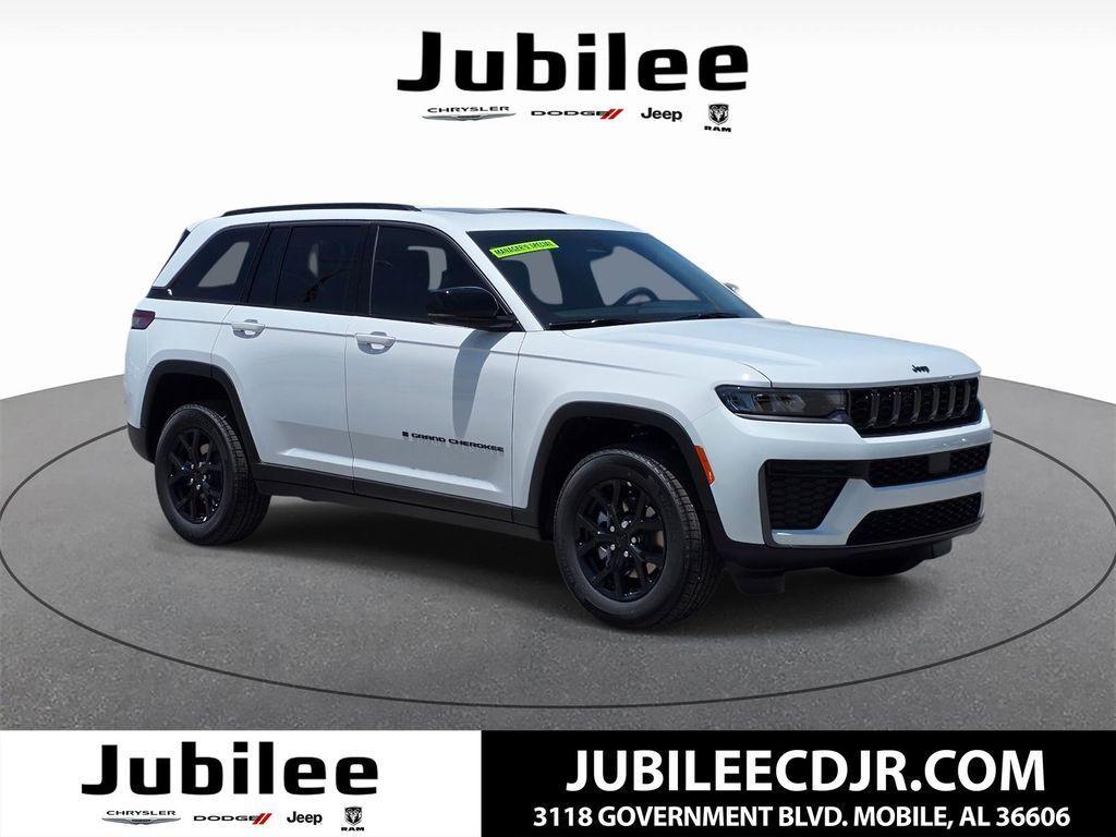 new 2026 Jeep Grand Cherokee car, priced at $39,755