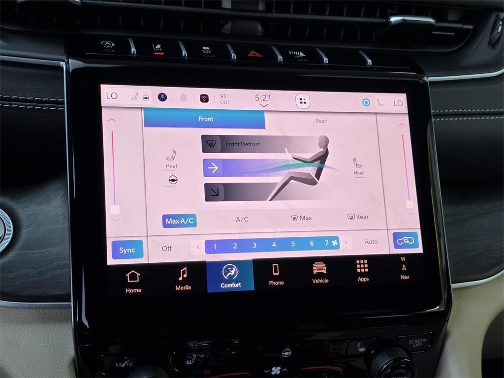 new 2025 Jeep Grand Cherokee L car, priced at $50,014