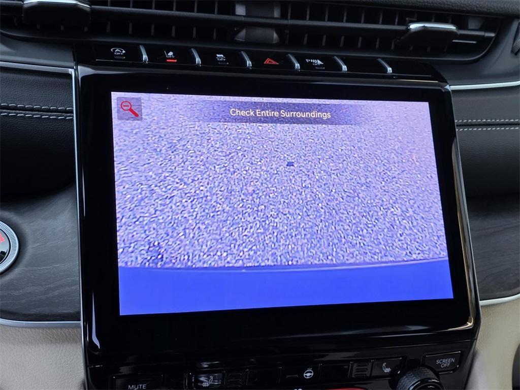 new 2025 Jeep Grand Cherokee L car, priced at $50,014