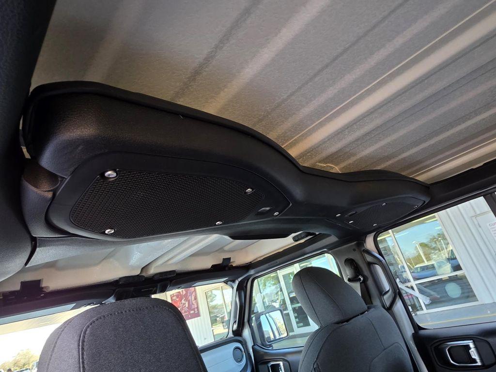 new 2026 Jeep Wrangler car, priced at $48,363