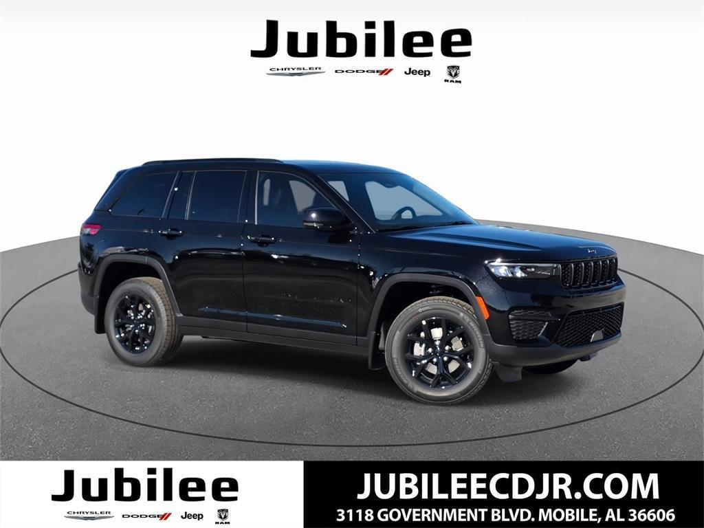 new 2025 Jeep Grand Cherokee car, priced at $39,661