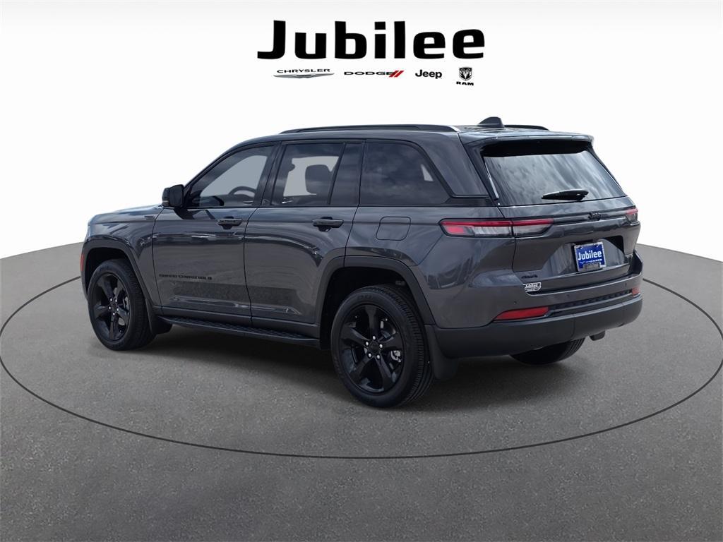 used 2025 Jeep Grand Cherokee car, priced at $37,990