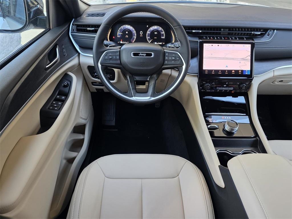 new 2025 Jeep Grand Cherokee L car, priced at $48,886