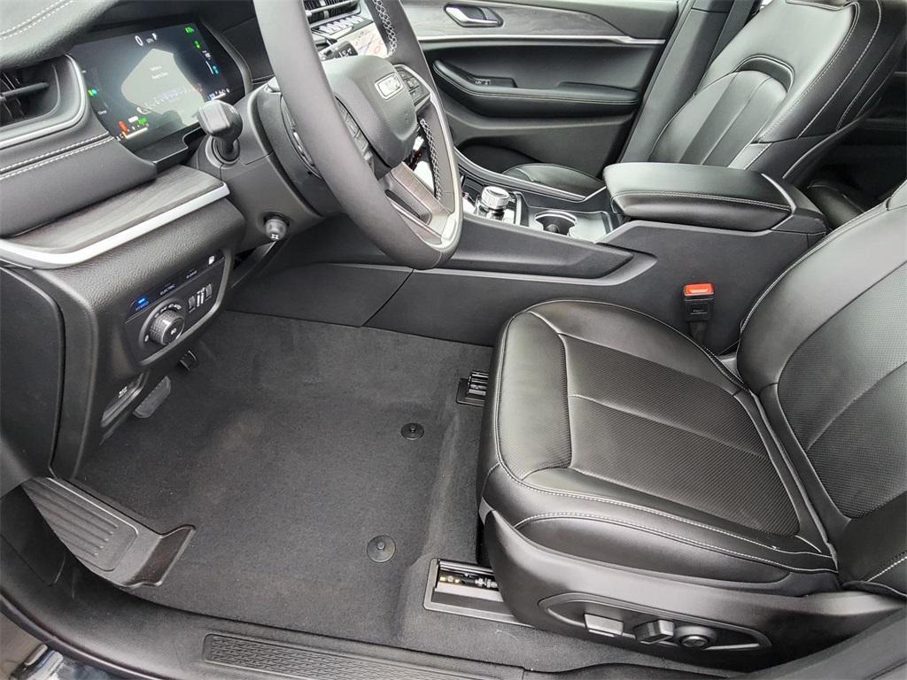 new 2025 Jeep Grand Cherokee 4xe car, priced at $60,789