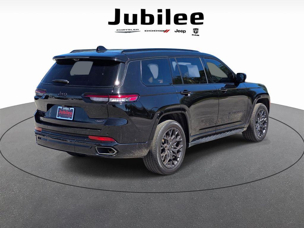 used 2024 Jeep Grand Cherokee L car, priced at $54,590