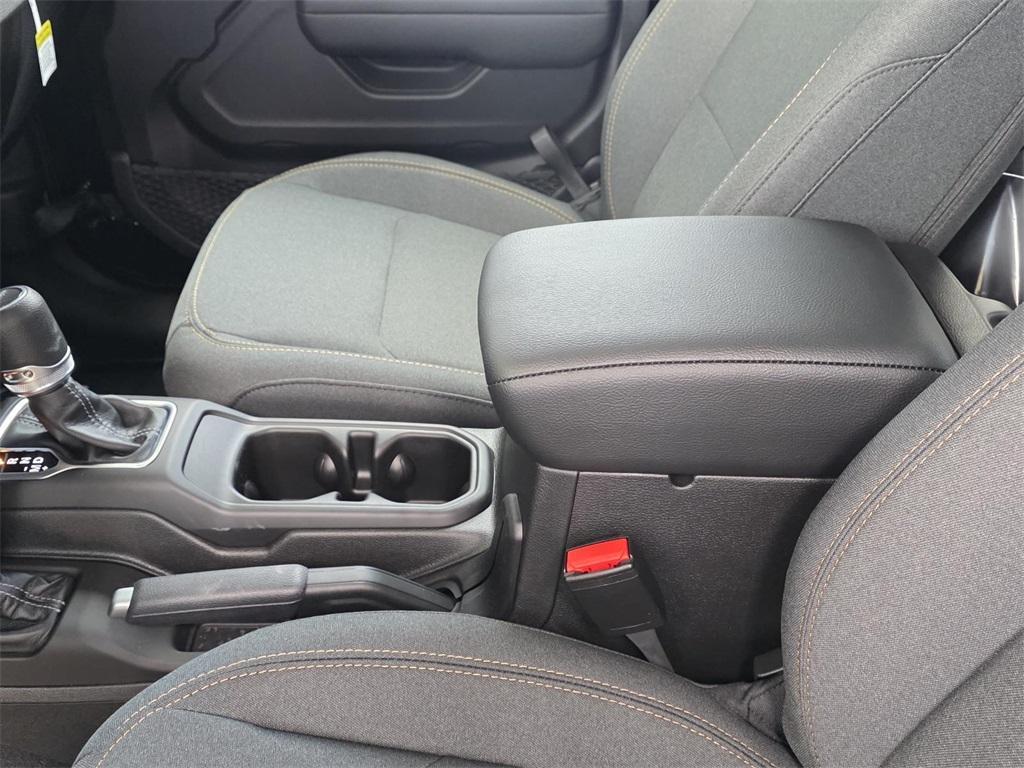 new 2026 Jeep Gladiator car, priced at $45,453