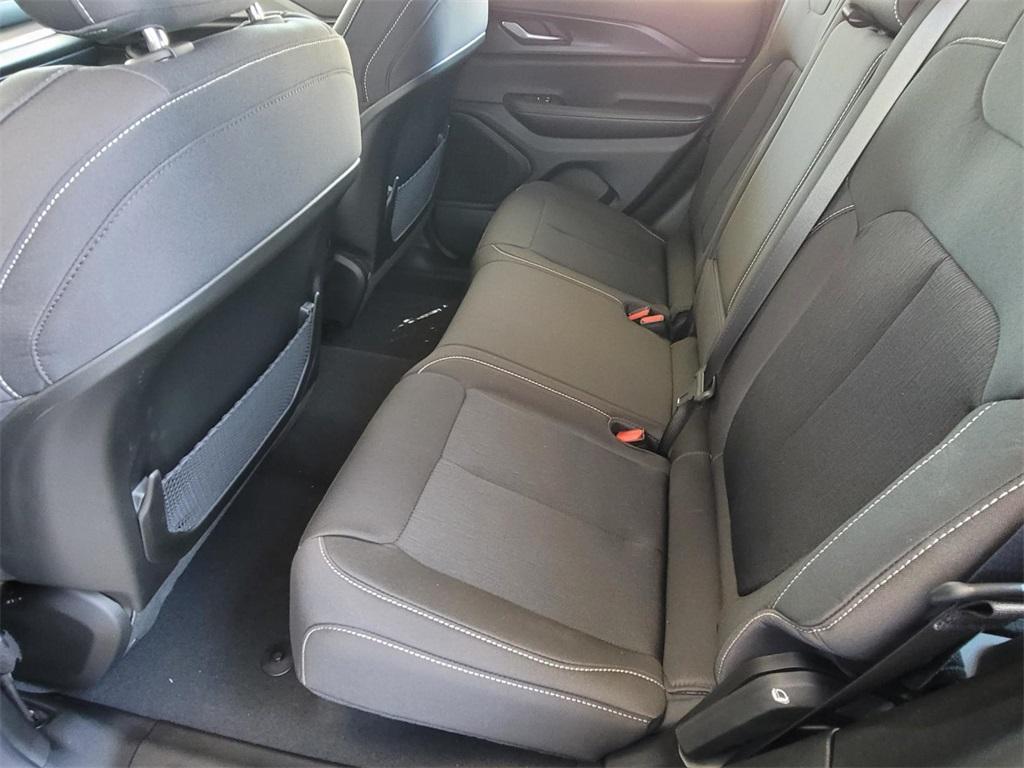 new 2025 Jeep Grand Cherokee car, priced at $36,371