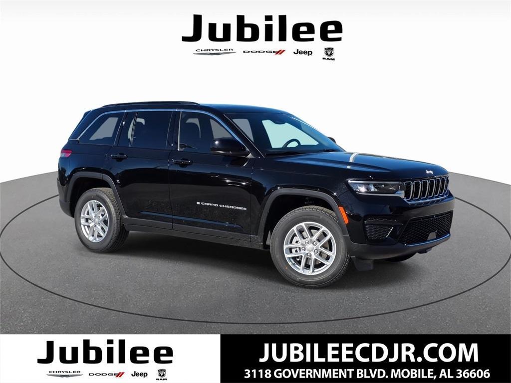 new 2025 Jeep Grand Cherokee car, priced at $37,030