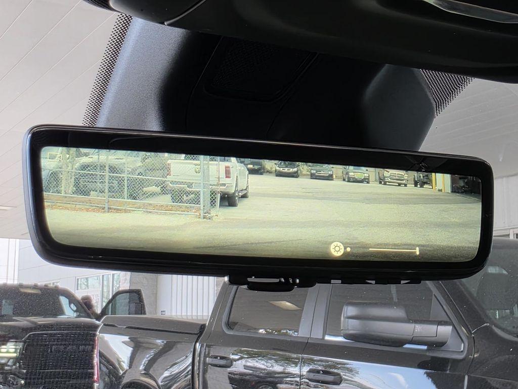 used 2025 Jeep Grand Cherokee car, priced at $40,990