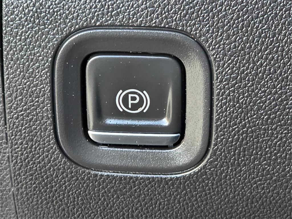 used 2022 Chevrolet Silverado 1500 Limited car, priced at $28,488