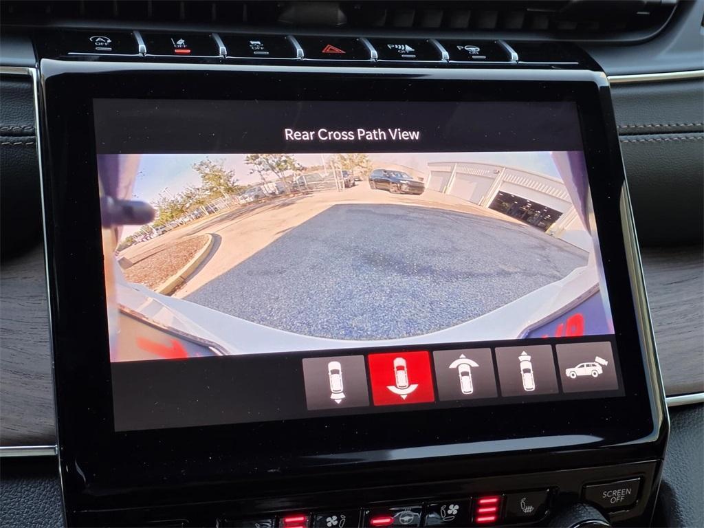 new 2025 Jeep Grand Cherokee L car