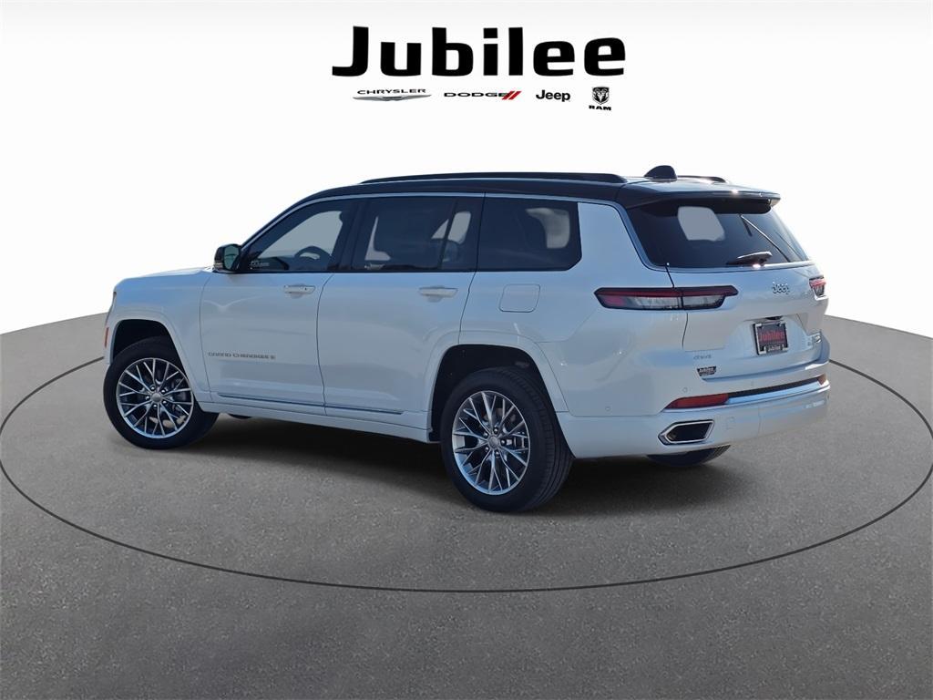 new 2025 Jeep Grand Cherokee L car