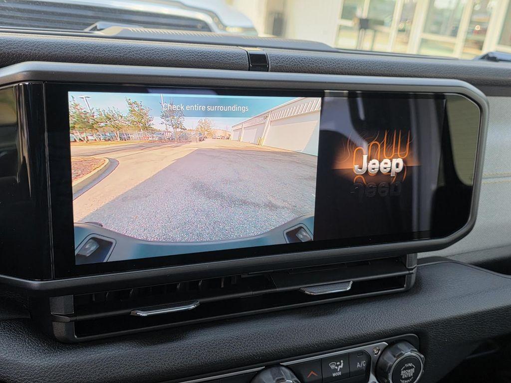 new 2026 Jeep Gladiator car, priced at $41,945