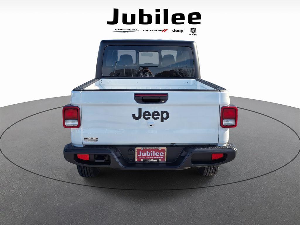 new 2026 Jeep Gladiator car, priced at $41,945