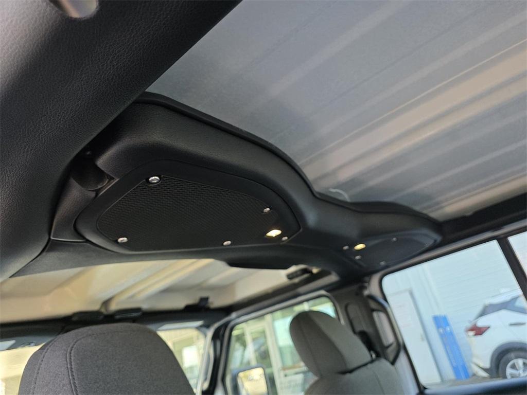 new 2026 Jeep Gladiator car, priced at $42,945