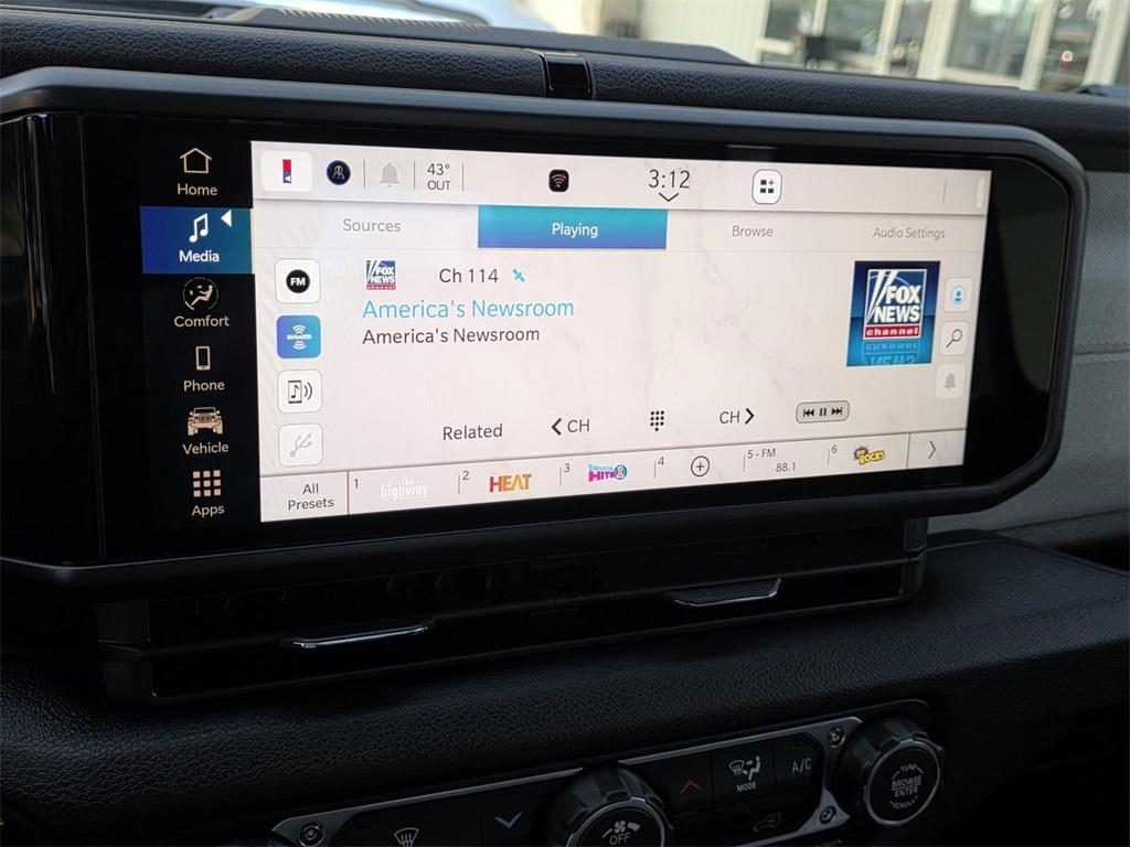 new 2026 Jeep Gladiator car, priced at $42,945