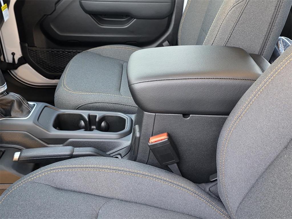 new 2026 Jeep Gladiator car, priced at $42,945