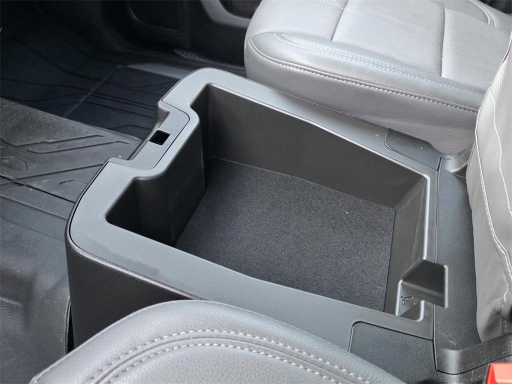 used 2024 Chevrolet Silverado 1500 car, priced at $31,488