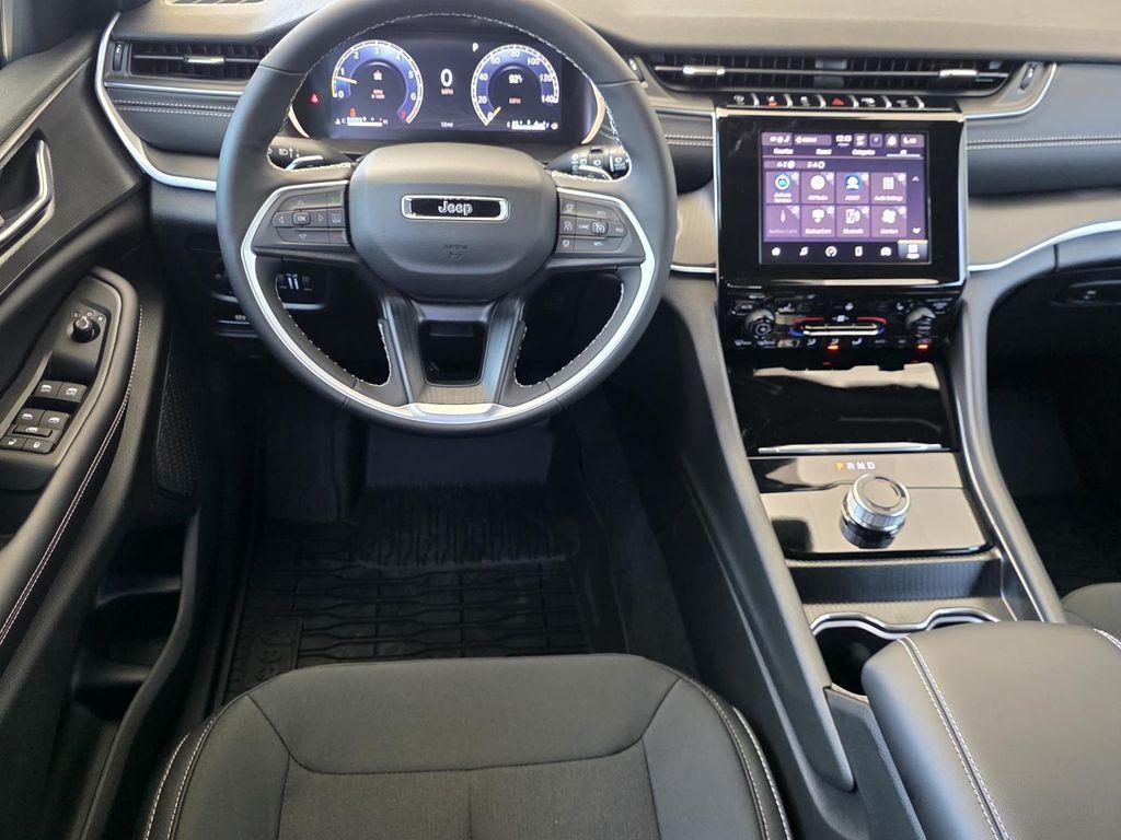 new 2026 Jeep Grand Cherokee car, priced at $36,517