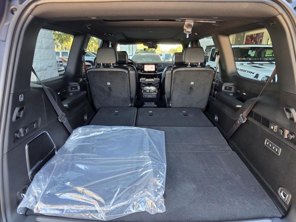 new 2025 Jeep Wagoneer car, priced at $70,686