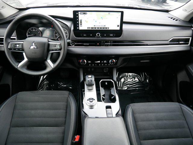 used 2025 Mitsubishi Outlander car, priced at $28,299