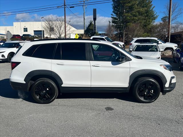 used 2022 Honda Pilot car, priced at $30,395