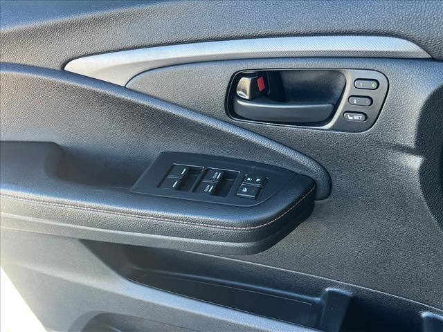 used 2022 Honda Pilot car, priced at $30,395